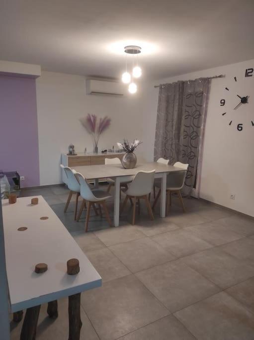 Au Calme / Clim / Barbecue / Parking /plage Villa *