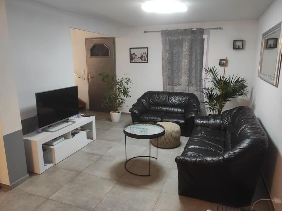 Au Calme / Clim / Barbecue / Parking /plage Villa *